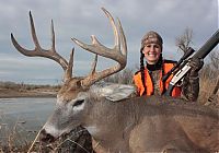 Celebrities: Melissa Bachman