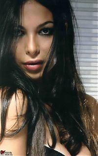 Celebrities: Moran Atias