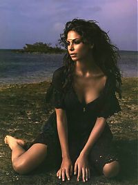 TopRq.com search results: Moran Atias