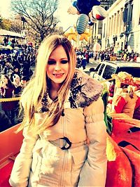 Celebrities: Avril Ramona Lavigne