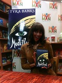 Celebrities: Tyra Lynne Banks