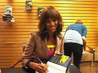 Celebrities: Tyra Lynne Banks