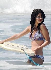 TopRq.com search results: Selena Marie Gomez