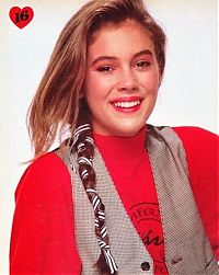 TopRq.com search results: Alyssa Jayne Milano