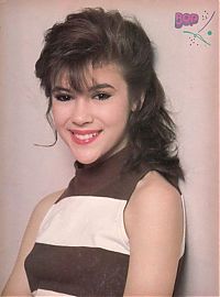 Celebrities: Alyssa Jayne Milano