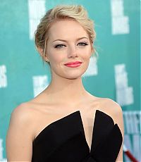 Celebrities: Emily Jean Emma Stone