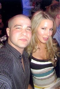 Celebrities: Lisa Hochstein