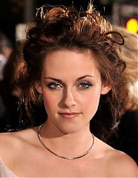 Celebrities: Kristen Jaymes Stewart