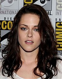 Celebrities: Kristen Jaymes Stewart