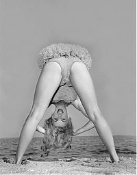 Celebrities: Betty Brosmer