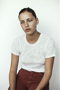 Celebrities: Moffy