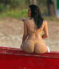 Celebrities: Kim Kardashian