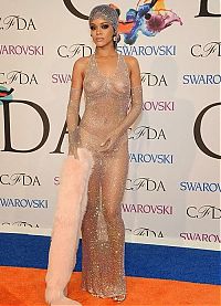 TopRq.com search results: Robyn Rihanna Fenty