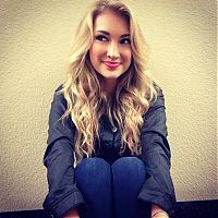 Celebrities: Anna Faith Carlson