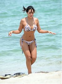 Celebrities: Andrea Calle