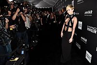 TopRq.com search results: Miley Ray Cyrus