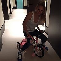 Celebrities: Anna Sergeyevna Kournikova