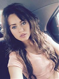 Celebrities: Rosie Mac