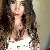 Celebrities: McKayla Rose Maroney