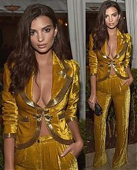 Celebrities: Emily Ratajkowski