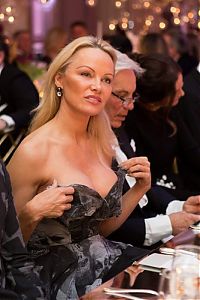 Celebrities: Pamela Denise Anderson