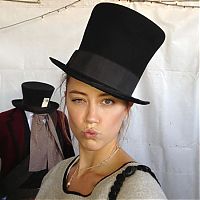 TopRq.com search results: Amber Laura Heard