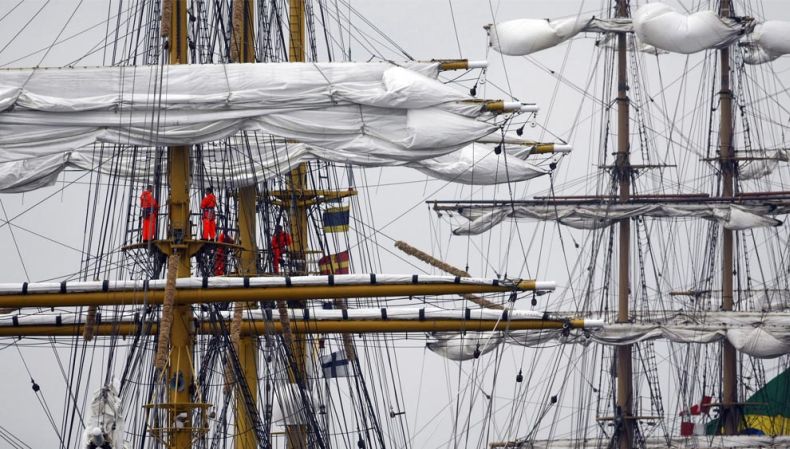 sea sail boat