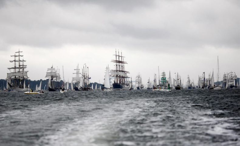 sea sail boat