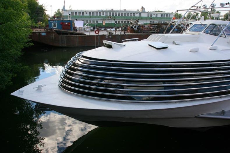 russian luxyry motor yacht