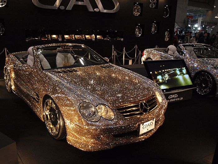 Mercedes SL600 with 300,000 Swarovski crystals