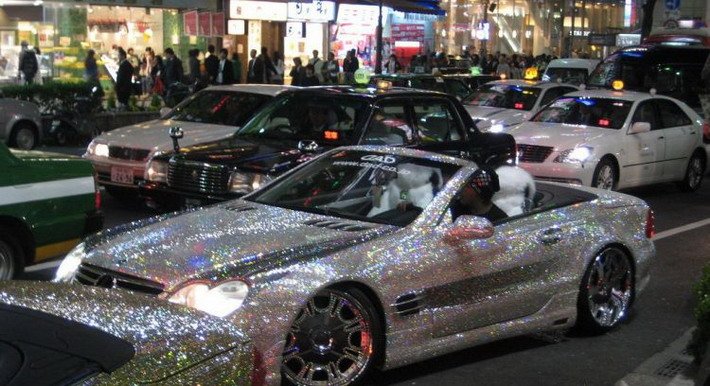 Mercedes SL600 with 300,000 Swarovski crystals