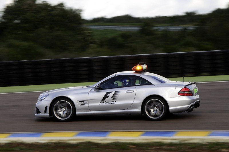 2009 Mercedes-Benz SL63 AMG F1 Safety Car