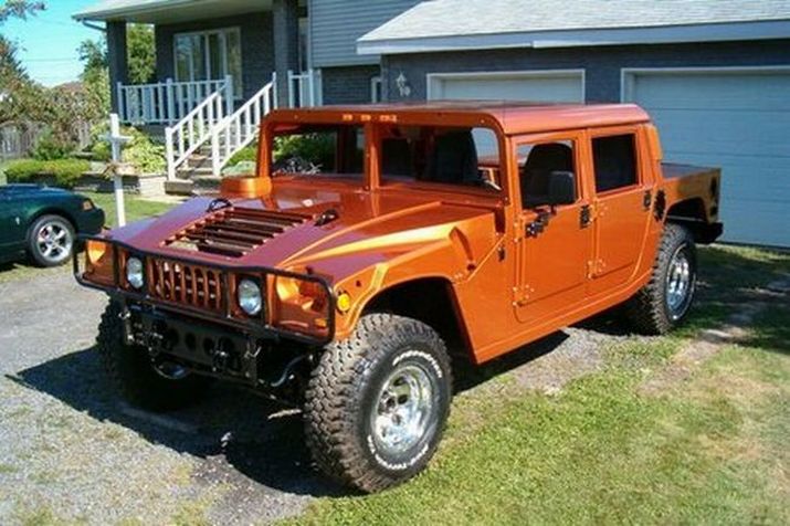 Hummer H1 made from SUV Ford