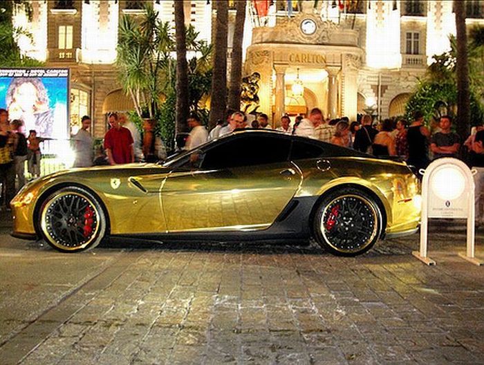 Gold Ferrari 599 GTB