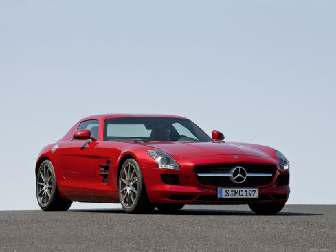 Mercedes-Benz SLS AMG