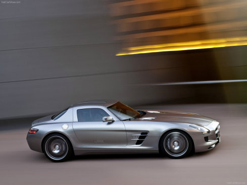 Mercedes-Benz SLS AMG