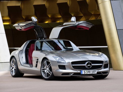 Mercedes-Benz SLS AMG