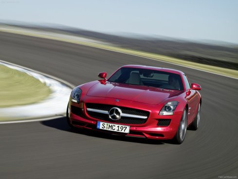 Mercedes-Benz SLS AMG