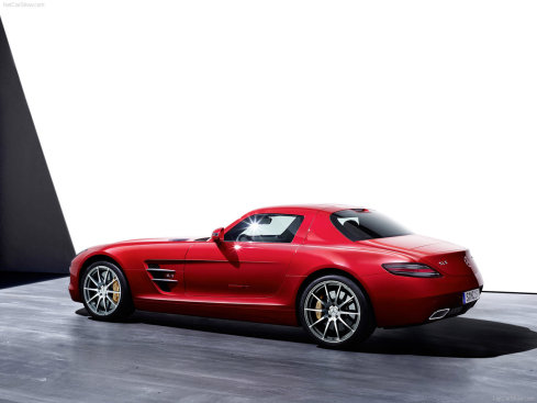 Mercedes-Benz SLS AMG