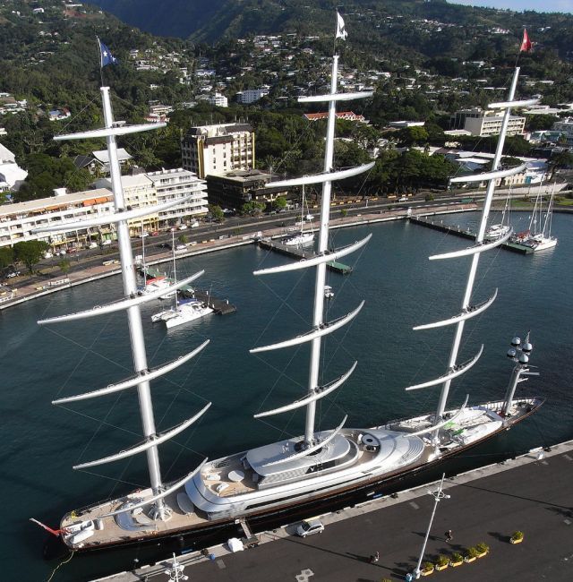Yacht for 100 million dollars