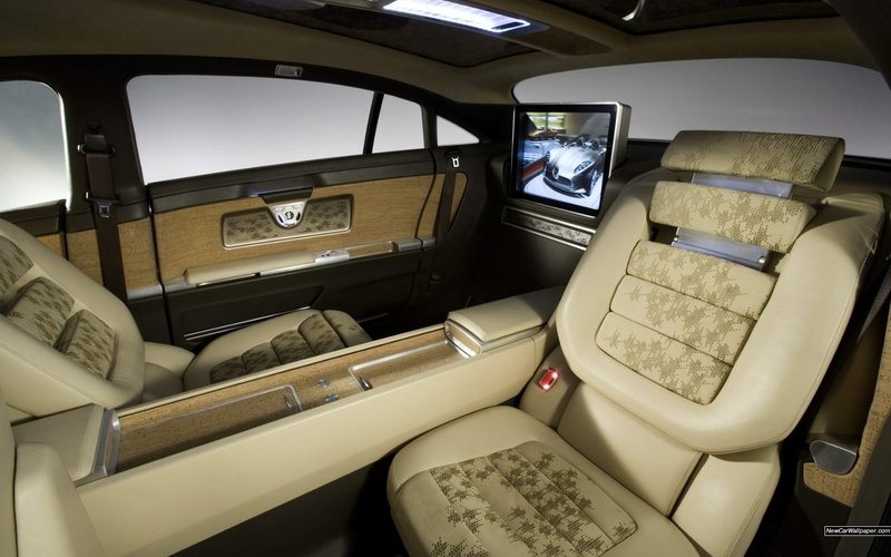 Mercedes F700