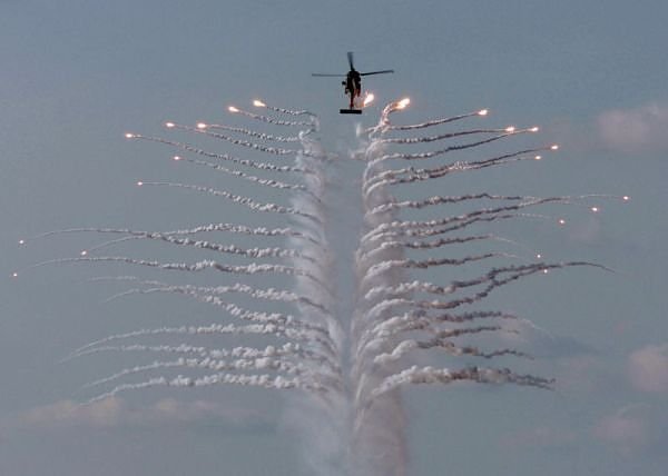 aircraft with heat traps