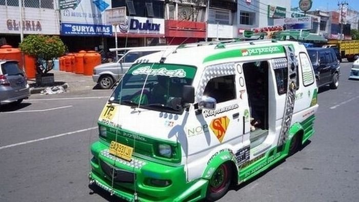 unusual car in Indonesia