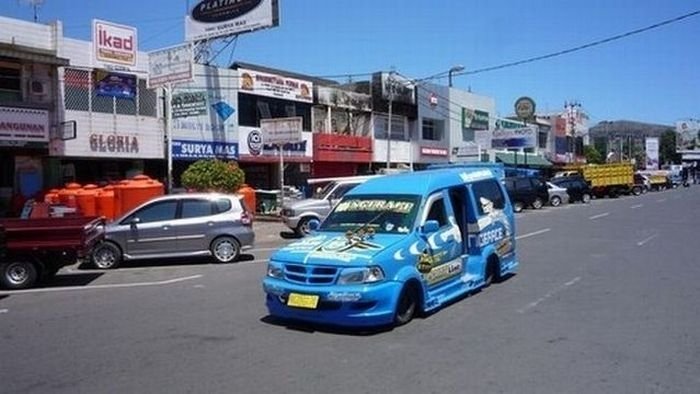 unusual car in Indonesia