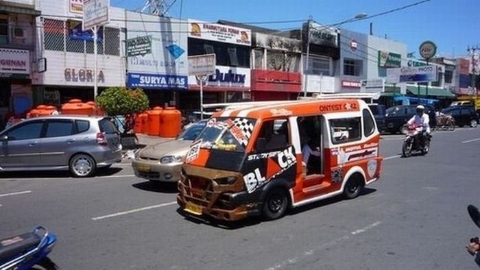 unusual car in Indonesia
