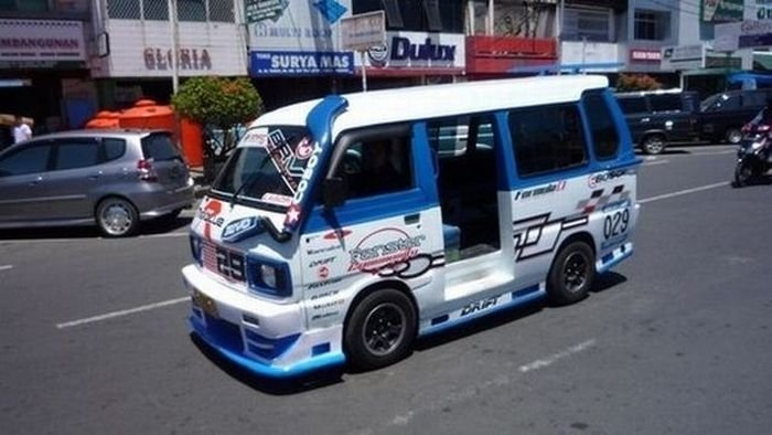 unusual car in Indonesia