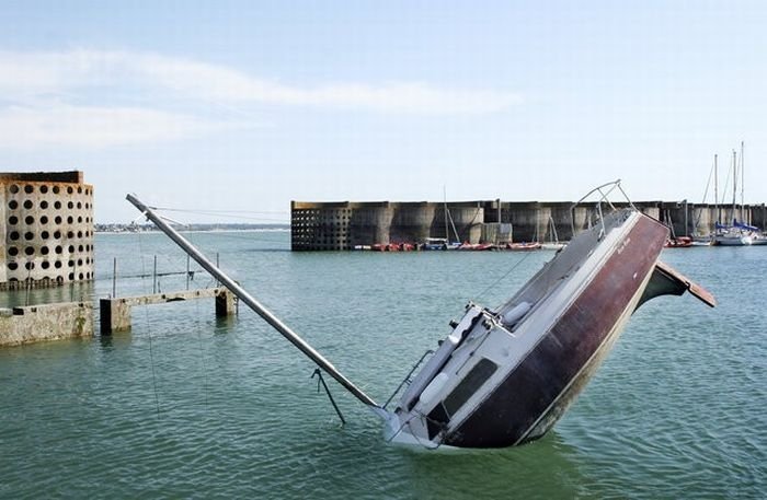 sinking boat transporter