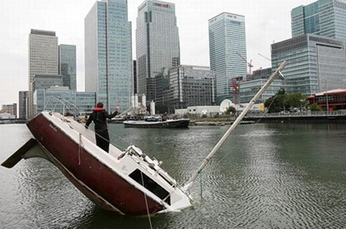 sinking boat transporter