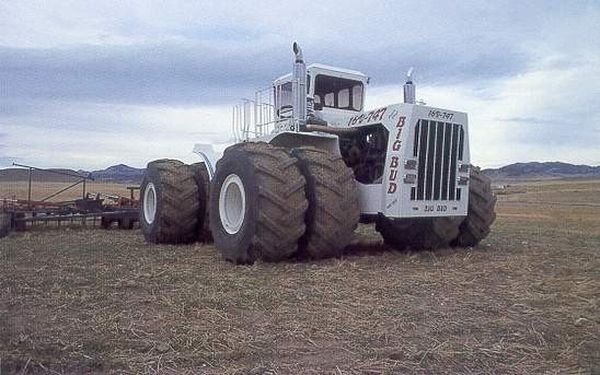 big bud 747, world's largest farm tractor