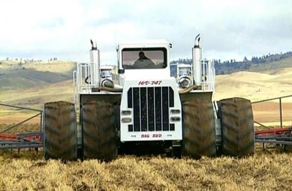 big bud 747, world's largest farm tractor